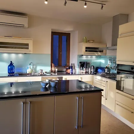 Casa Acqua Dolce - House With 4 Bedrooms And Own * Oprtalj