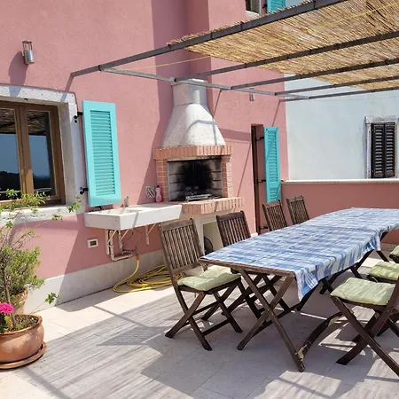 Casa Acqua Dolce - House With 4 Bedrooms And Own * Oprtalj