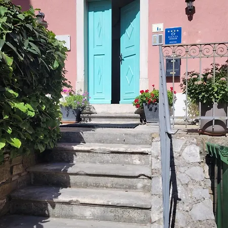 Casa Acqua Dolce - House With 4 Bedrooms And Own * Oprtalj