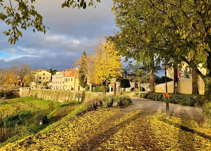 Casa Acqua Dolce - House With 4 Bedrooms And Own Hébergement de vacances Oprtalj