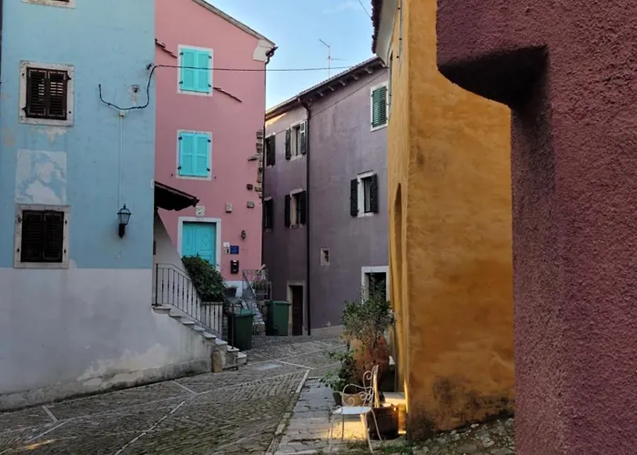 Casa Acqua Dolce - House With 4 Bedrooms And Own Oprtalj